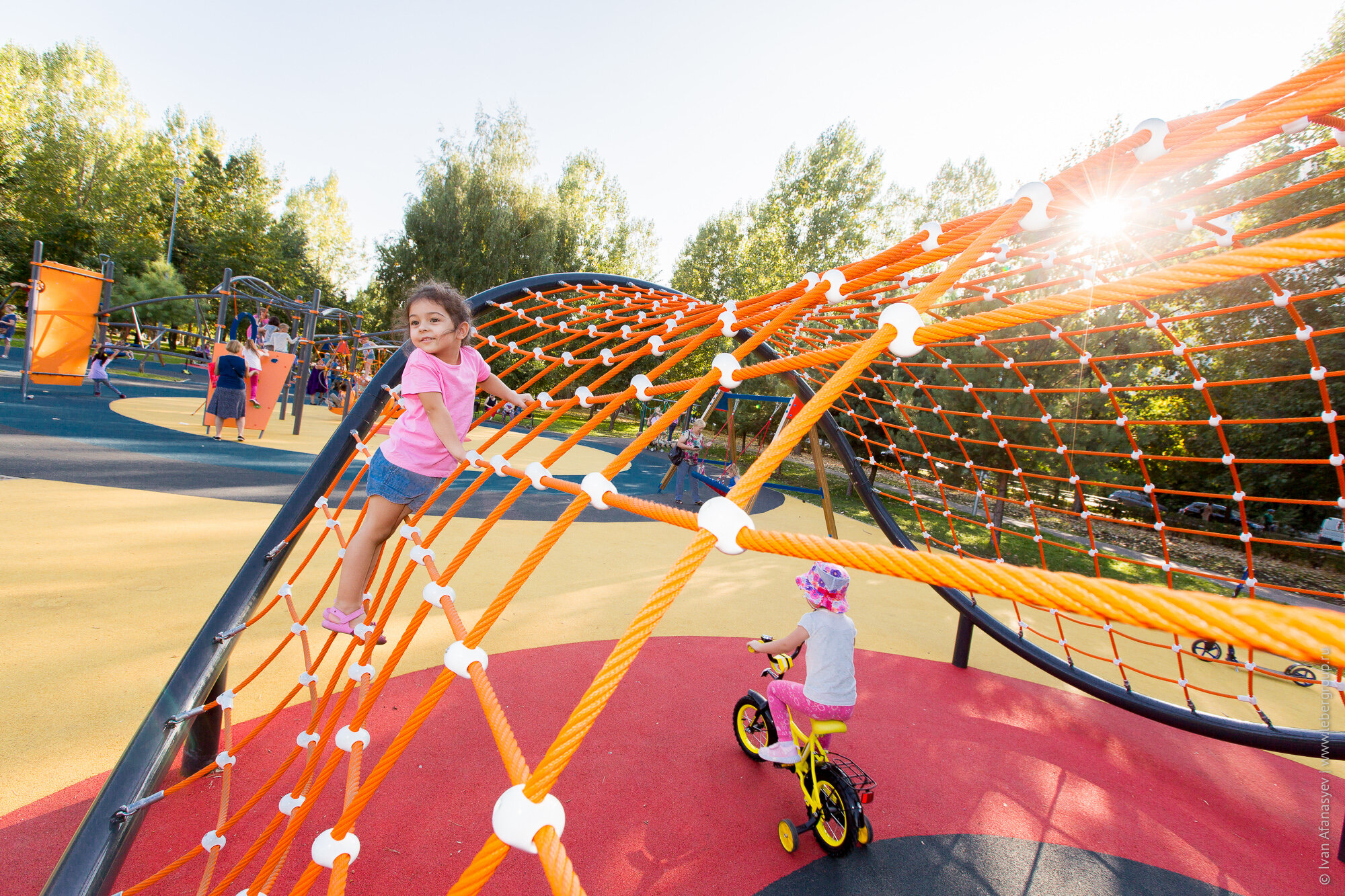 2018 08 27 16 44 38 2018 08 27 16 44 38 02a9903